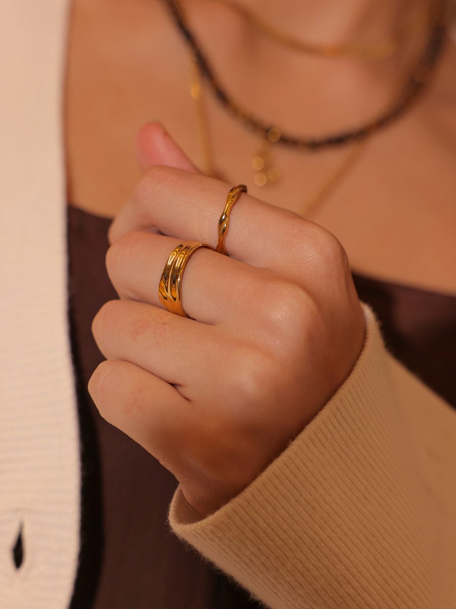 EmyriElowen Wave RingEmyriRosé54