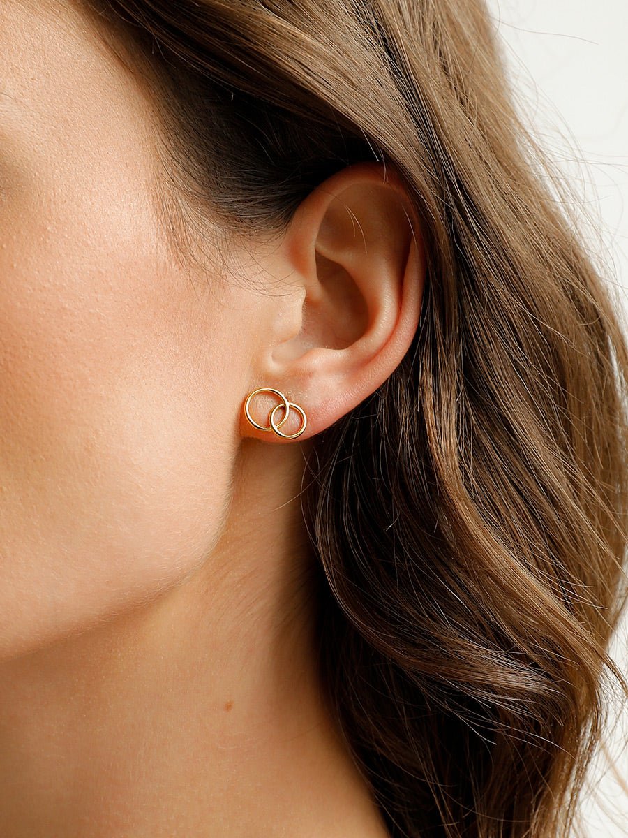 EmyriElara Circle StudsEmyriEarringsGold