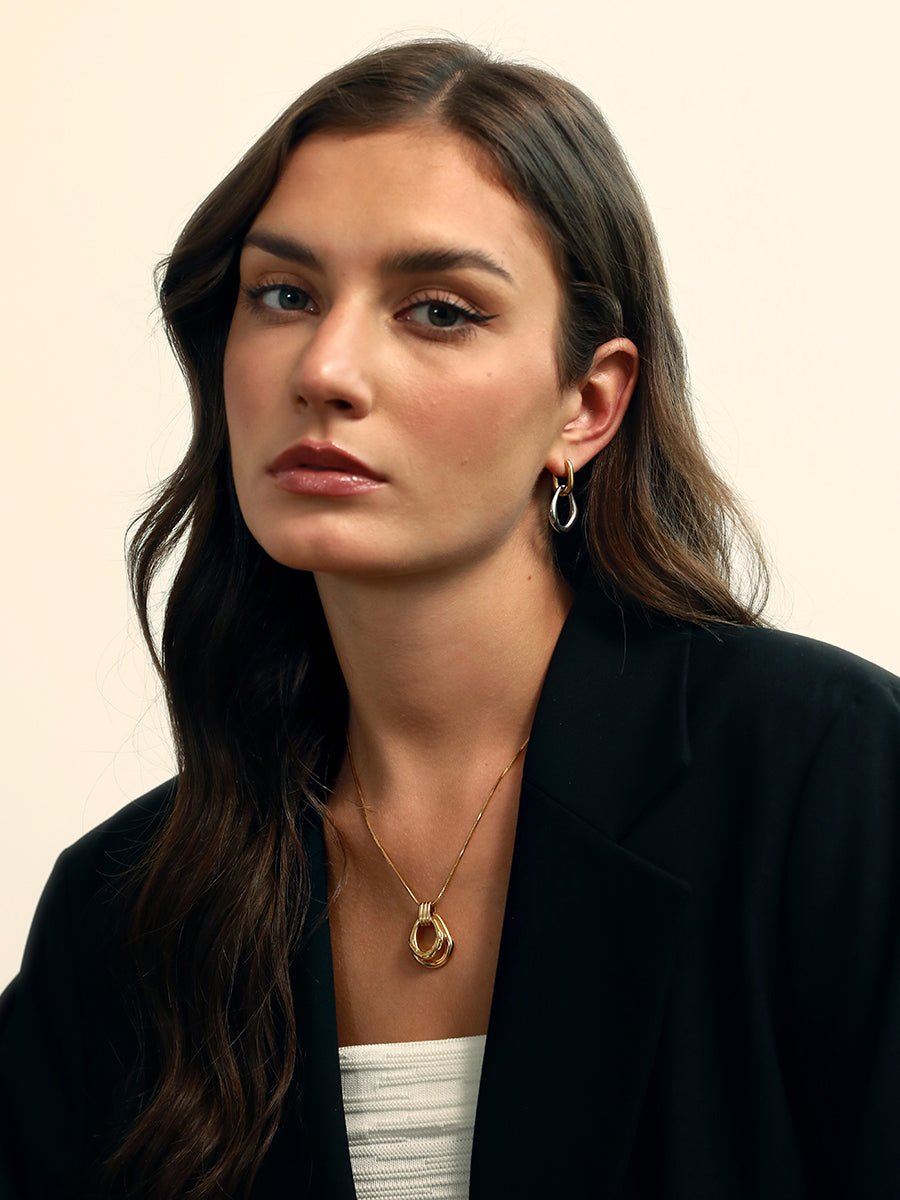 EmyriLunara Interlock NecklaceEmyriNecklacesGold