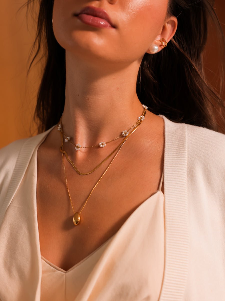 EmyriElowen Drop NecklaceEmyriNecklacesGold