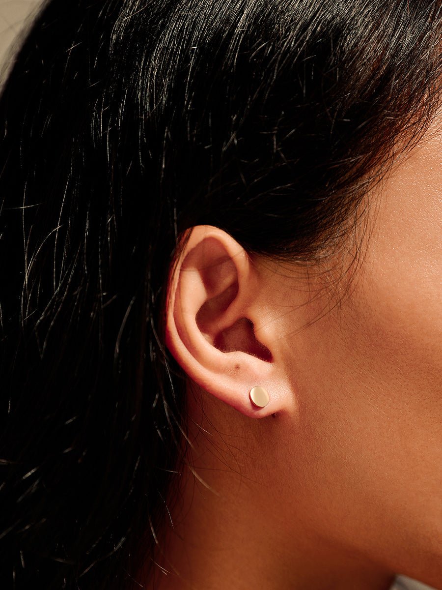 EmyriLume Disc StudsEmyriEarringsGold