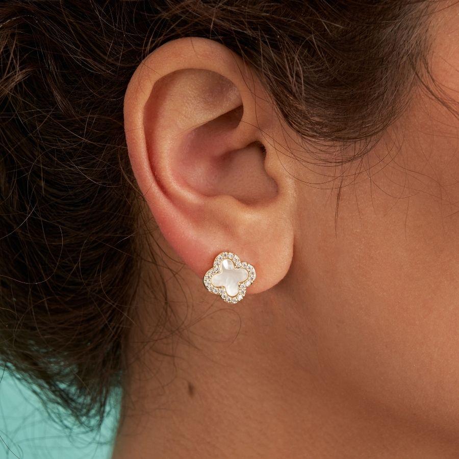 EmyriLiora Clover StudsEmyriEarringsGold